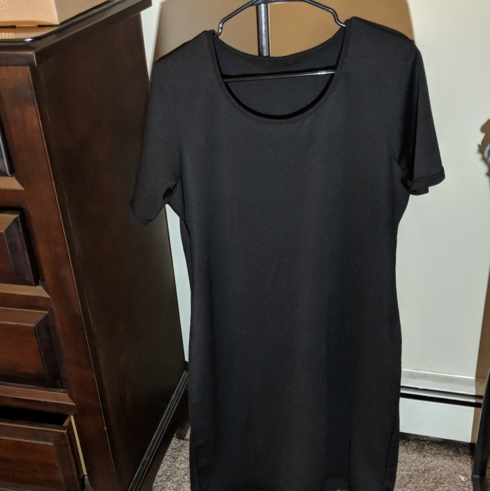 Honey and Lace 2x dress never worn TAGS